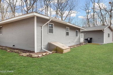 IMMACULATE RANCH WITH BRIGHT, OPEN FLOOR PLAN AND OVERSIZED on Lords Valley Country Club, Inc in Pennsylvania - for sale on GolfHomes.com, golf home, golf lot