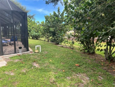 RECENTLY RENOVATED AND READY TO SELL!  Cul-de-sac location! on Pinemoor West Golf Club in Florida - for sale on GolfHomes.com, golf home, golf lot