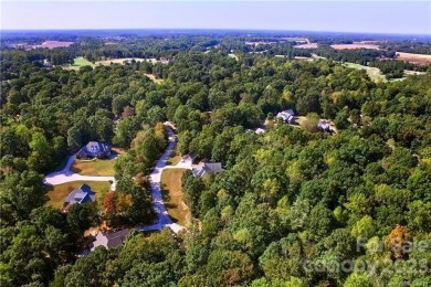 Beautiful cul-de-sac building lot in popular Lauren Chase area on Warrior Golf Club in North Carolina - for sale on GolfHomes.com, golf home, golf lot