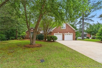 Seller offering $8,000 toward buyer's closing costs with an on Baywood Golf Club in North Carolina - for sale on GolfHomes.com, golf home, golf lot