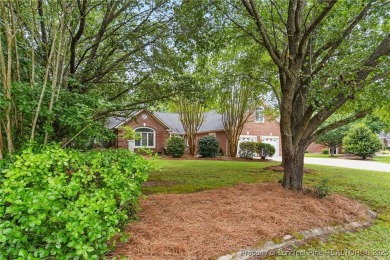 Seller offering $8,000 toward buyer's closing costs with an on Baywood Golf Club in North Carolina - for sale on GolfHomes.com, golf home, golf lot