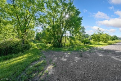 5.49-acre lot located in Hudson near Ellsworth Meadows Golf Club on Ellsworth Meadows Golf Club in Ohio - for sale on GolfHomes.com, golf home, golf lot