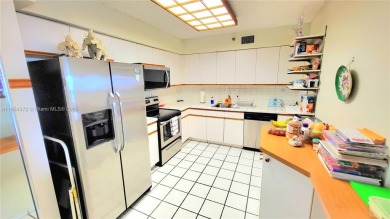 Bright and spacious 2BD/2BA unit  on the 25th Floor with 2 on Turnberry Isle Resort and Club in Florida - for sale on GolfHomes.com, golf home, golf lot