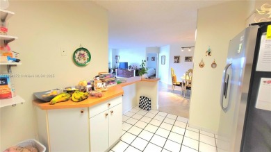 Bright and spacious 2BD/2BA unit  on the 25th Floor with 2 on Turnberry Isle Resort and Club in Florida - for sale on GolfHomes.com, golf home, golf lot