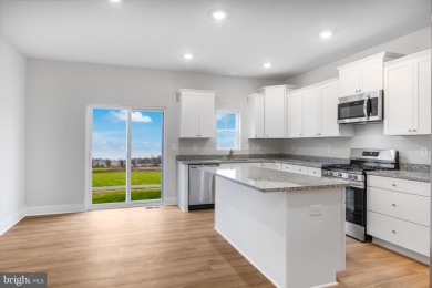 READY NOW!  END UNIT BAYLOR WITH DECK & 3RD BATHROOM!  Move in on Plantation Lakes Golf and Country Club in Delaware - for sale on GolfHomes.com, golf home, golf lot