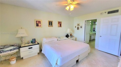 Bright and spacious 2BD/2BA unit  on the 25th Floor with 2 on Turnberry Isle Resort and Club in Florida - for sale on GolfHomes.com, golf home, golf lot