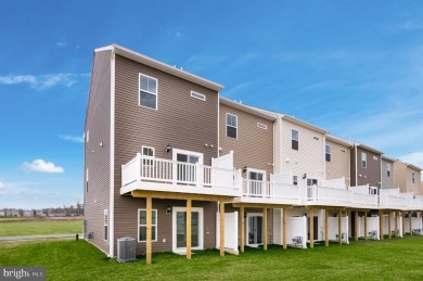 READY NOW!  END UNIT BAYLOR WITH DECK & 3RD BATHROOM!  Move in on Plantation Lakes Golf and Country Club in Delaware - for sale on GolfHomes.com, golf home, golf lot