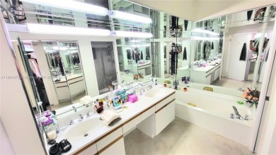 Bright and spacious 2BD/2BA unit  on the 25th Floor with 2 on Turnberry Isle Resort and Club in Florida - for sale on GolfHomes.com, golf home, golf lot