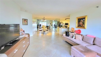 Bright and spacious 2BD/2BA unit  on the 25th Floor with 2 on Turnberry Isle Resort and Club in Florida - for sale on GolfHomes.com, golf home, golf lot
