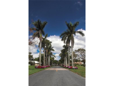 FULLY renovated second-floor 3-bedroom, 2-bath home combining on Palm-Aire Country Club and Resort - The Oaks in Florida - for sale on GolfHomes.com, golf home, golf lot