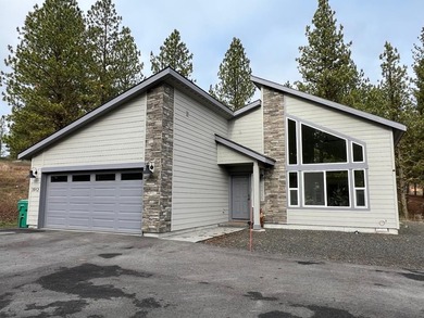 Clean, newer, contemporary home in prestigious MeadowCreek Golf on Meadowcreek Golf Resort in Idaho - for sale on GolfHomes.com, golf home, golf lot