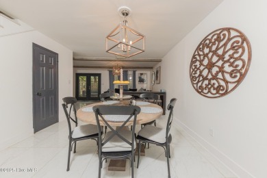 This stunning town home offers true resort-style living--updated on River Bend Golf and Country Club in North Carolina - for sale on GolfHomes.com, golf home, golf lot