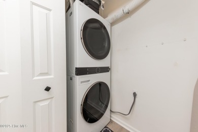 This stunning town home offers true resort-style living--updated on River Bend Golf and Country Club in North Carolina - for sale on GolfHomes.com, golf home, golf lot