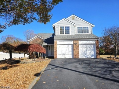 THIS GORGEOUS QUAILBROOK FAIRWAY YORKTOWN MODEL HOME WILL NOT on Quail Brook Golf Course in New Jersey - for sale on GolfHomes.com, golf home, golf lot