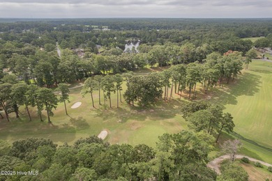 This stunning town home offers true resort-style living--updated on River Bend Golf and Country Club in North Carolina - for sale on GolfHomes.com, golf home, golf lot