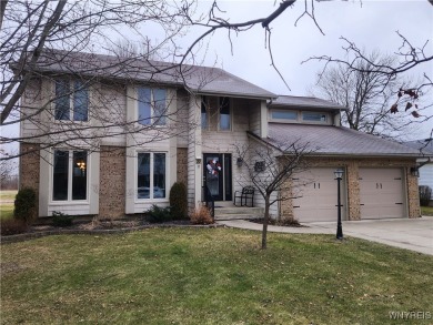 This meticulously maintained home, owned by its original owners on Glen Oak Golf Course in New York - for sale on GolfHomes.com, golf home, golf lot