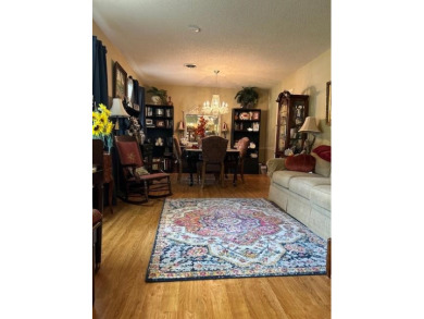 Very nice, well kept home in Golf Links subdivision.  Laminate on Blytheville Country Club in Arkansas - for sale on GolfHomes.com, golf home, golf lot