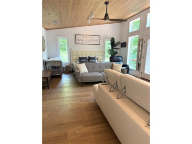 Wonderful modern style home in the piney woods of east Texas on Pine Dunes Golf Course in Texas - for sale on GolfHomes.com, golf home, golf lot