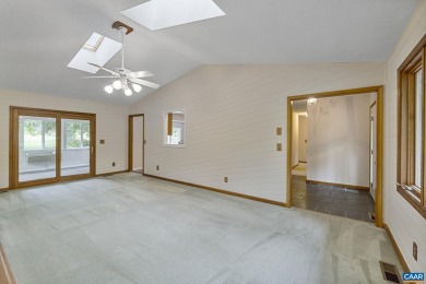 Welcome to this charming 3-bedroom, 2-bath home perfectly on Lake Monticello Golf Course in Virginia - for sale on GolfHomes.com, golf home, golf lot