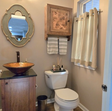 Stunning 2 story townhome in sought after Hidden Lake on Seven Bridges Golf Club in Illinois - for sale on GolfHomes.com, golf home, golf lot