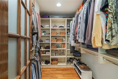 What if every day felt like vacation in your own home? Here is on Lakewood Oaks Golf Club, Ltd. in Missouri - for sale on GolfHomes.com, golf home, golf lot