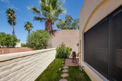 This charming 2-bedroom, 2-bathroom townhome is located in the on Desert Hills Golf Club of Green Valley in Arizona - for sale on GolfHomes.com, golf home, golf lot