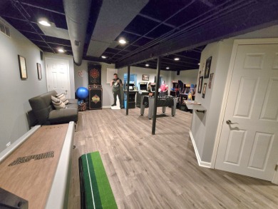 Stunning 2 story townhome in sought after Hidden Lake on Seven Bridges Golf Club in Illinois - for sale on GolfHomes.com, golf home, golf lot