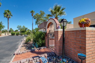 This charming 2-bedroom, 2-bathroom townhome is located in the on Desert Hills Golf Club of Green Valley in Arizona - for sale on GolfHomes.com, golf home, golf lot