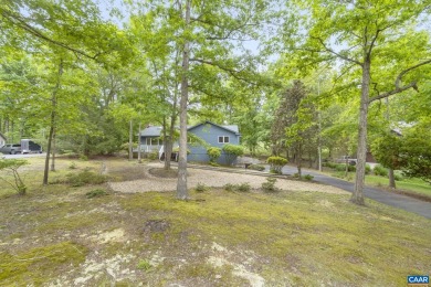 Welcome to this charming 3-bedroom, 2-bath home perfectly on Lake Monticello Golf Course in Virginia - for sale on GolfHomes.com, golf home, golf lot