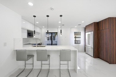 Welcome to Rare Luxury Building  571 Piedmont L in Delray on Kings Point Golf -Flanders Way in Florida - for sale on GolfHomes.com, golf home, golf lot