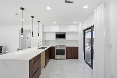 Welcome to Rare Luxury Building  571 Piedmont L in Delray on Kings Point Golf -Flanders Way in Florida - for sale on GolfHomes.com, golf home, golf lot