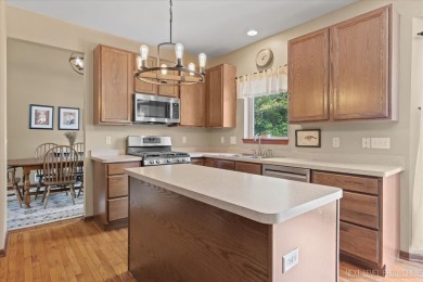 YOU WILL FALL IN LOVE WITH THIS ONE! In one of Mill Creek's on Mill Creek Golf Club in Illinois - for sale on GolfHomes.com, golf home, golf lot