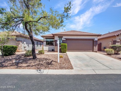 Welcome to Easy Desert Living in Anthem Country Club
Tucked on Anthem Golf and Country Club  in Arizona - for sale on GolfHomes.com, golf home, golf lot