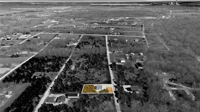 Discover easy, comfortable living in this brand-new 1 bedroom, 1 on Linn Valley Lakes - Deer Trace Golf Course in Kansas - for sale on GolfHomes.com, golf home, golf lot