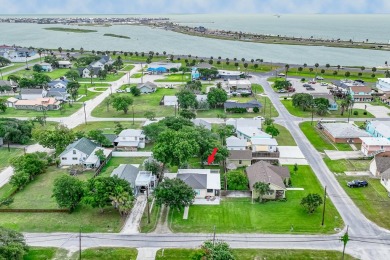 A quaint & charming beach cottage just 3 blocks from Rockport on Rockport Country Club in Texas - for sale on GolfHomes.com, golf home, golf lot