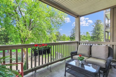 Relaxed Luxury with Golf Course Views! Enjoy modern living in on Lincolnshire Fields Country Club in Illinois - for sale on GolfHomes.com, golf home, golf lot