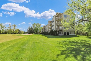 Relaxed Luxury with Golf Course Views! Enjoy modern living in on Lincolnshire Fields Country Club in Illinois - for sale on GolfHomes.com, golf home, golf lot