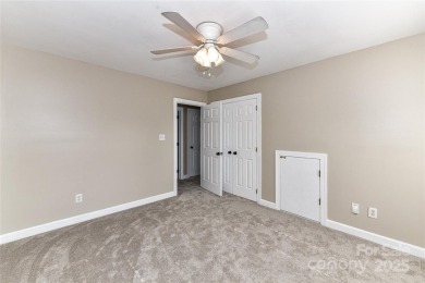 Beautiful, Well Maintained, 2 Story, 4 Bedroom, 2.5 Bath Home on The Divide Golf Club in North Carolina - for sale on GolfHomes.com, golf home, golf lot