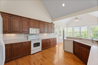 Stately and Elegant this custom All-Brick home boasts one owner on Woodfin Ridge Golf Club in South Carolina - for sale on GolfHomes.com, golf home, golf lot