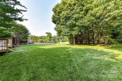Beautiful, Well Maintained, 2 Story, 4 Bedroom, 2.5 Bath Home on The Divide Golf Club in North Carolina - for sale on GolfHomes.com, golf home, golf lot