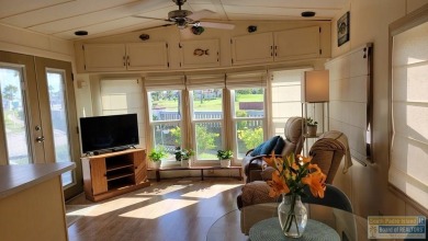 Nice 1 bed/1 bath, very well cared for park model in convenient on Long Island Golf Course in Texas - for sale on GolfHomes.com, golf home, golf lot