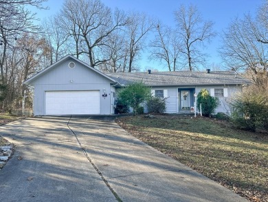 YOUR DREAM GOLF COURSE HOME AWAITS!  Welcome to this beautiful on Cherokee Village South Course in Arkansas - for sale on GolfHomes.com, golf home, golf lot