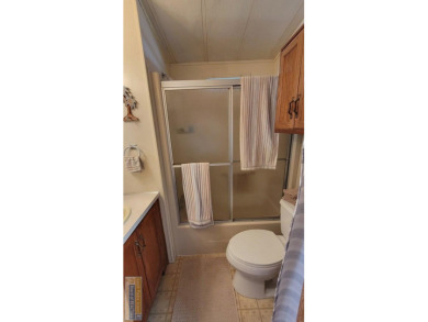 Nice 1 bed/1 bath, very well cared for park model in convenient on Long Island Golf Course in Texas - for sale on GolfHomes.com, golf home, golf lot