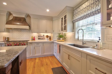Fabulous updated home overlooking the first Fairway of on Greenbrier Golf and Country Club in Kentucky - for sale on GolfHomes.com, golf home, golf lot