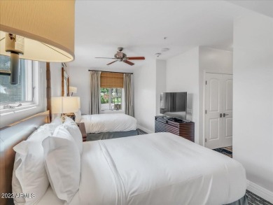 Fractional Ownership! Enjoy this desert getaway 3 weeks per year on The Phoenician  in Arizona - for sale on GolfHomes.com, golf home, golf lot