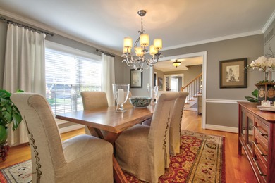 Fabulous updated home overlooking the first Fairway of on Greenbrier Golf and Country Club in Kentucky - for sale on GolfHomes.com, golf home, golf lot