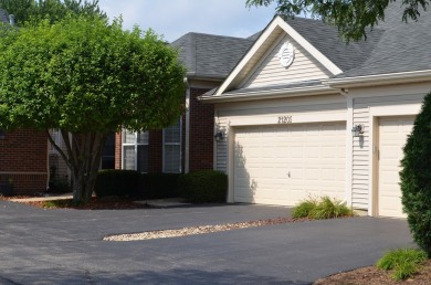 Ranch townhome with bright exposure and many newer upgrades on The Links at Carillon in Illinois - for sale on GolfHomes.com, golf home, golf lot