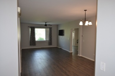 Ranch townhome with bright exposure and many newer upgrades on The Links at Carillon in Illinois - for sale on GolfHomes.com, golf home, golf lot