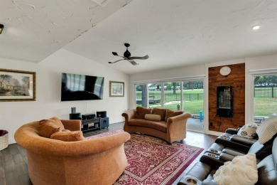 Well-maintained home located in the gated golf course community on De Cordova Bend Country Club in Texas - for sale on GolfHomes.com, golf home, golf lot
