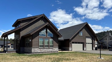 This 3,260 sq ft 4-bedroom, 2.5-bathroom home with a bonus room on McCall Municipal Golf Course in Idaho - for sale on GolfHomes.com, golf home, golf lot